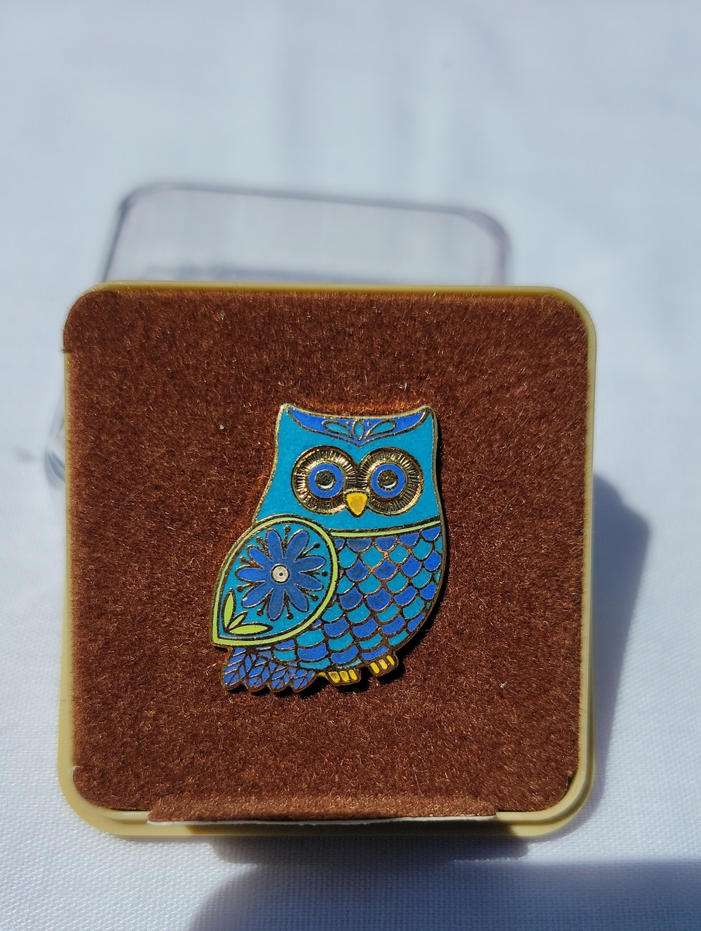 Vintage Hallmark - Cloisonne - Blue and Teal Owl Enamel Pin